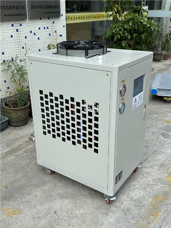 冷水机打包发货 冷水机打包发货